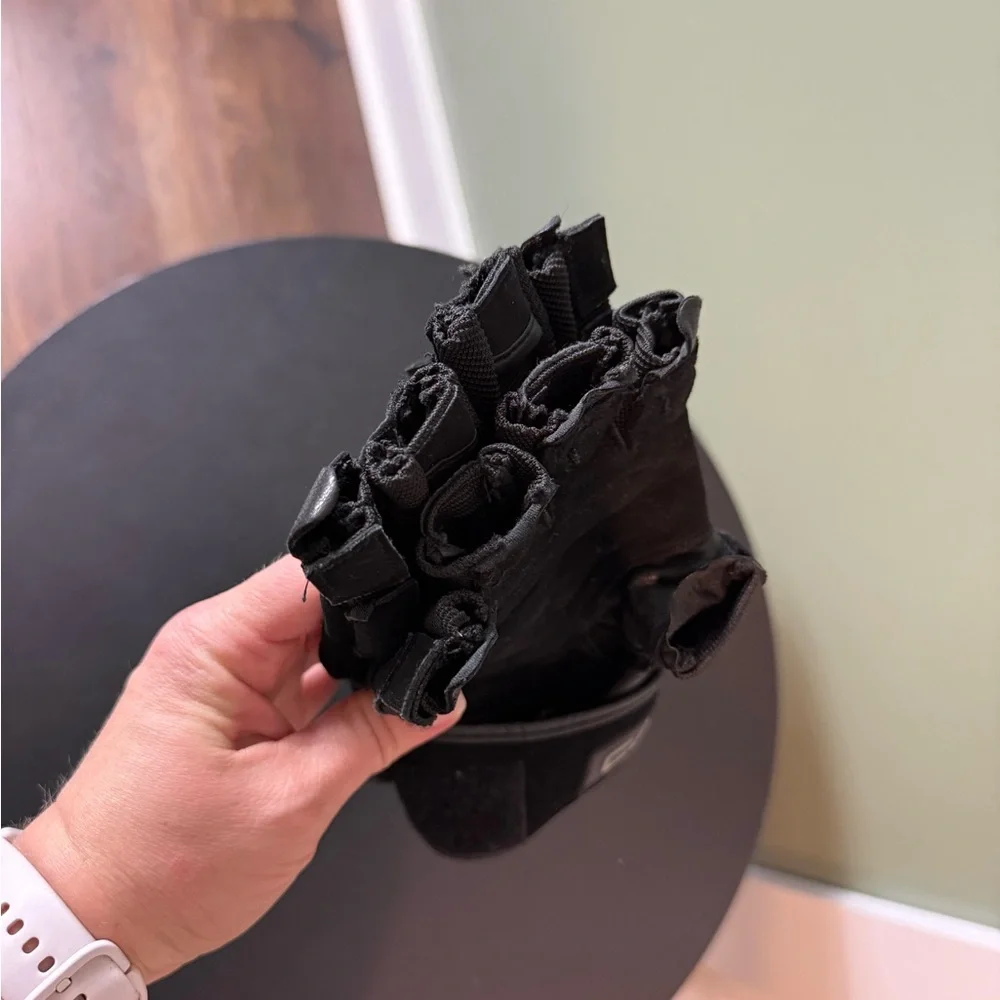 Black Fitness Gloves
